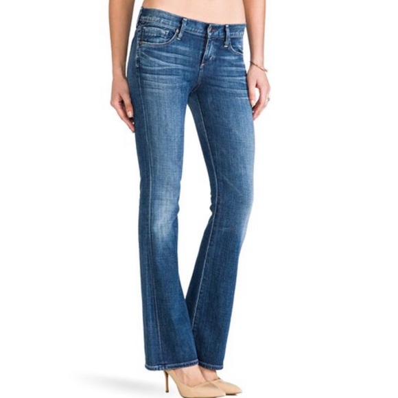 Citizens Of Humanity Denim - Citizens of Humanity Dita Petite Bootcut Leg Jeans in Wedgewood plus siz…